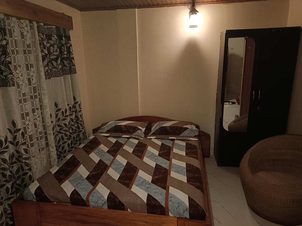Pearl Homestay Dardzsiling Szoba fotó